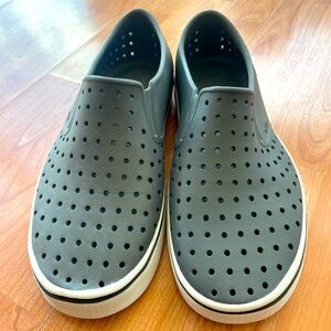 New without tags Native Miles shoes Men’s 9